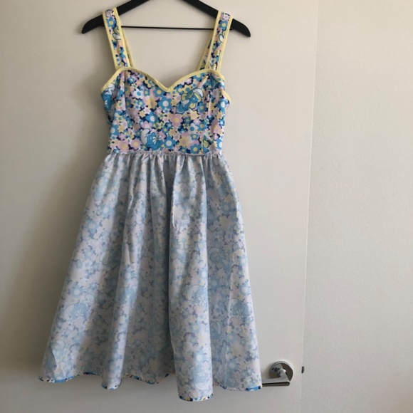 Smurfs X Unique Vintage Smurf Floral Print Pinafore Swing Dress, NWT - Picture 12 of 13